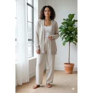 Hollister Beige Wool Blend Chenille Cardigan Sweater Soft Minimalist Womens XS